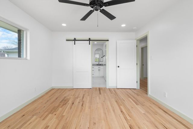 662 Fox Avenue, Lewisville, TX 75057