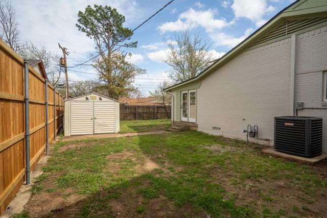 662 Fox Avenue, Lewisville, TX 75057