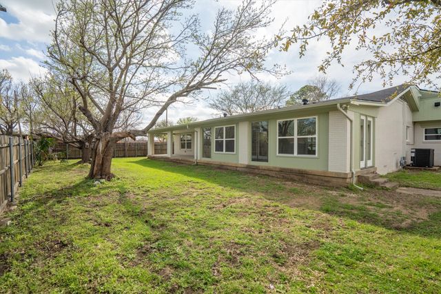 662 Fox Avenue, Lewisville, TX 75057