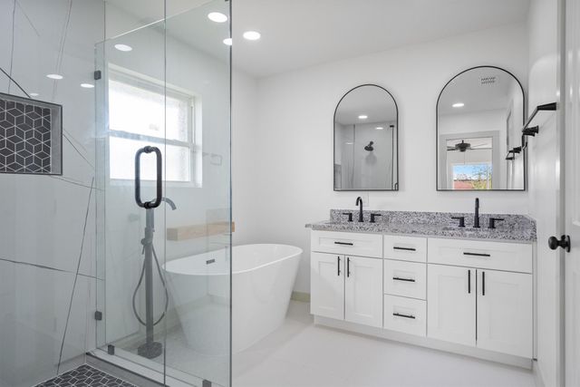 662 Fox Avenue, Lewisville, TX 75057