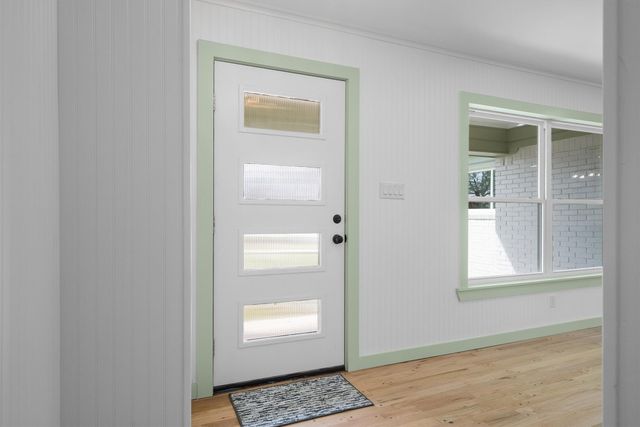 662 Fox Avenue, Lewisville, TX 75057