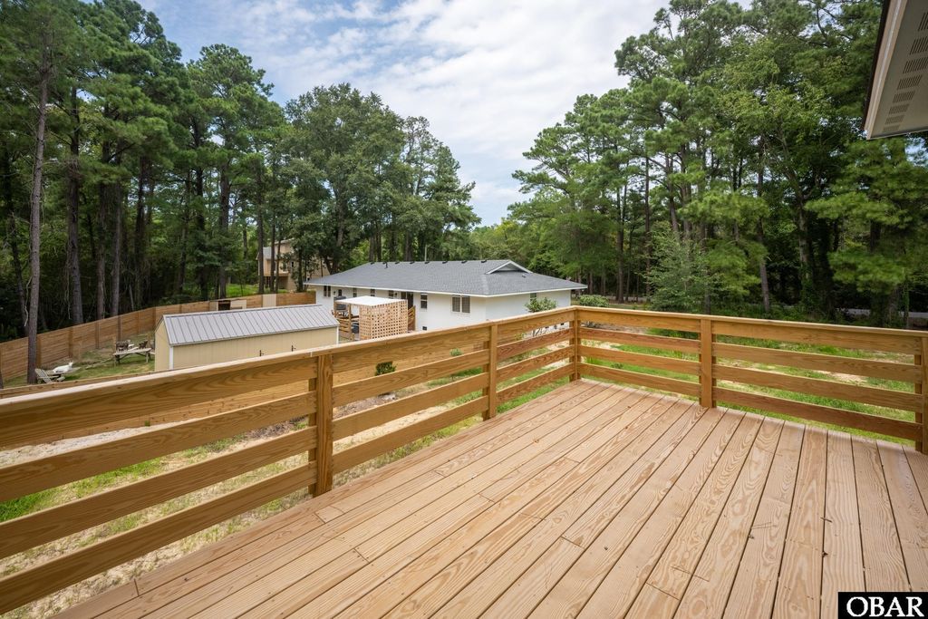 Image 25 of property listing at 4326 Carrenda Lane Lot 1E, Kitty Hawk, NC 27949