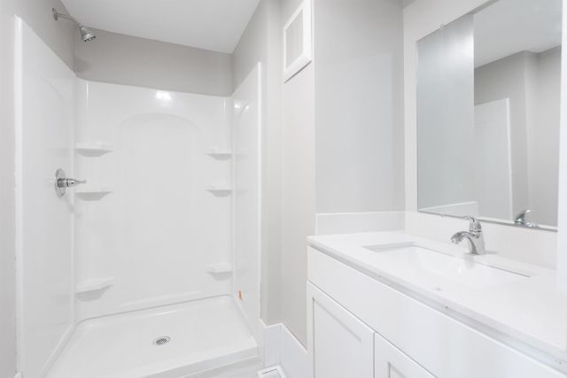 2007 College Street, Cedar Falls, IA 50613