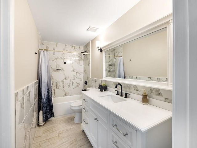 766 Heritage Post SW Lane, Grayson, GA 30017