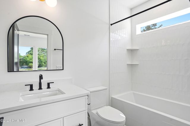 5015 Peachtree Avenue, Wilmington, NC 28403