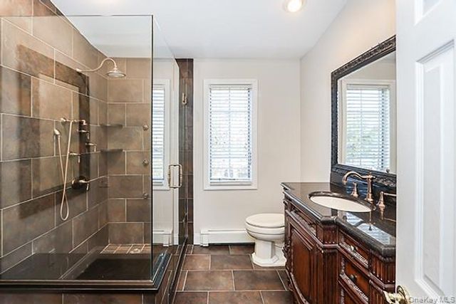 2171 Seneca Drive S, Merrick, NY 11566