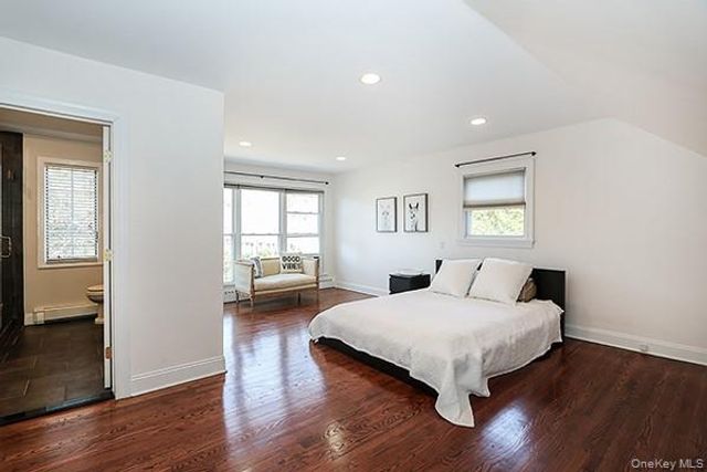 2171 Seneca Drive S, Merrick, NY 11566