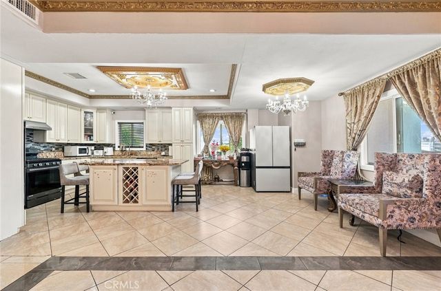 12122 207th, Lakewood, CA 90715