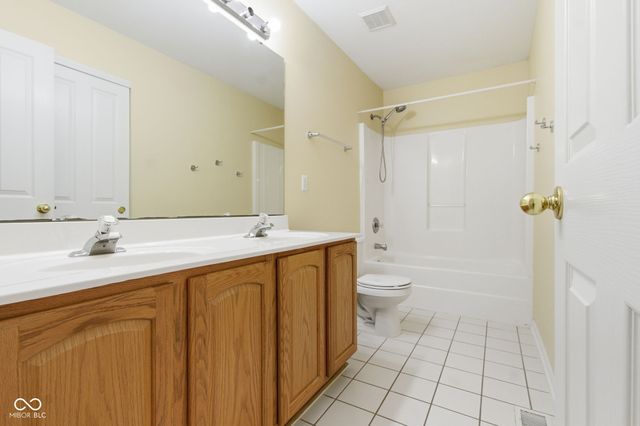 12484 Pasture View Court, Carmel, IN 46033