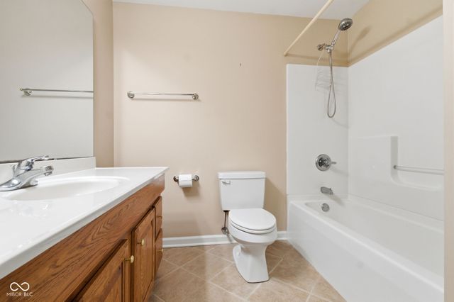 12484 Pasture View Court, Carmel, IN 46033