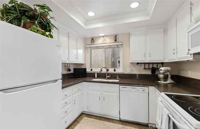 2390 Via Mariposa W 3C, Laguna Woods, CA 92637