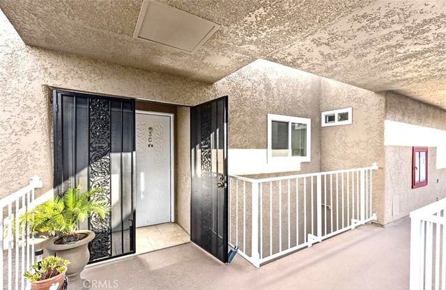 2390 Via Mariposa W 3C, Laguna Woods, CA 92637