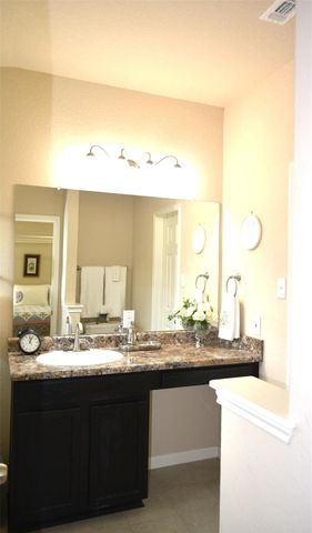 1522 Wedgewood CV, Lockhart, TX 78644
