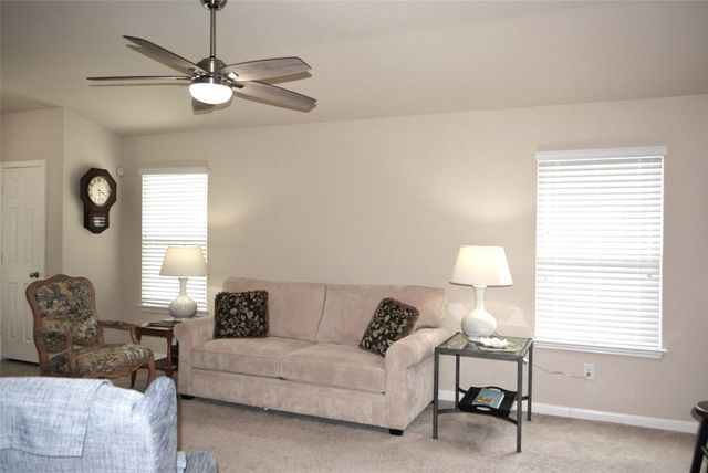 1522 Wedgewood CV, Lockhart, TX 78644