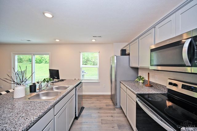 102 River Heights Drive, New Richmond, OH 45157