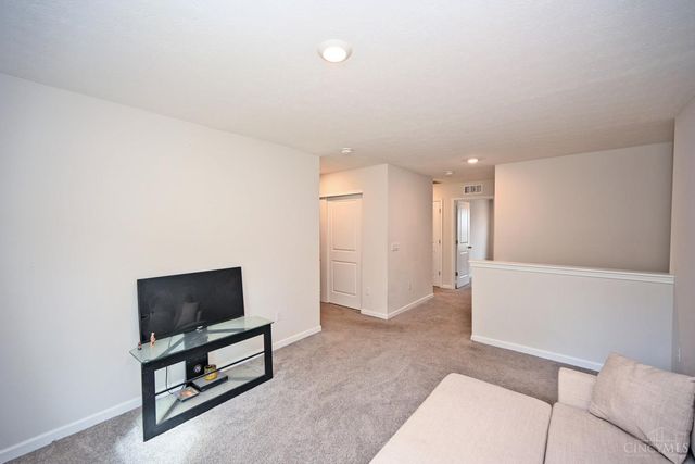 102 River Heights Drive, New Richmond, OH 45157