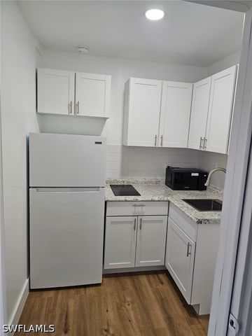 5521 Granada RD, Fort Myers, FL 33919