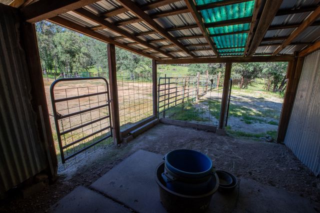 7348 Placer Road, Redding, CA 96001