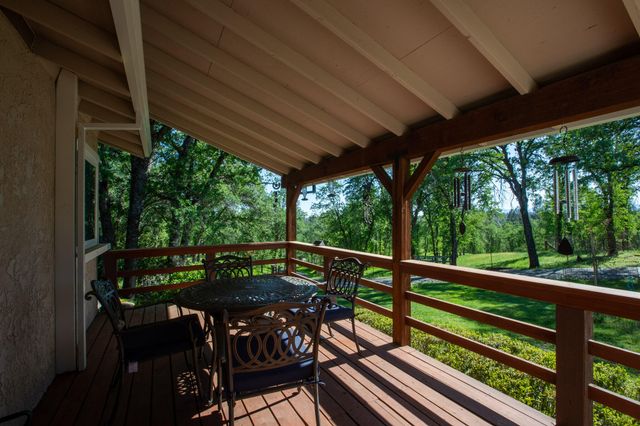 7348 Placer Road, Redding, CA 96001