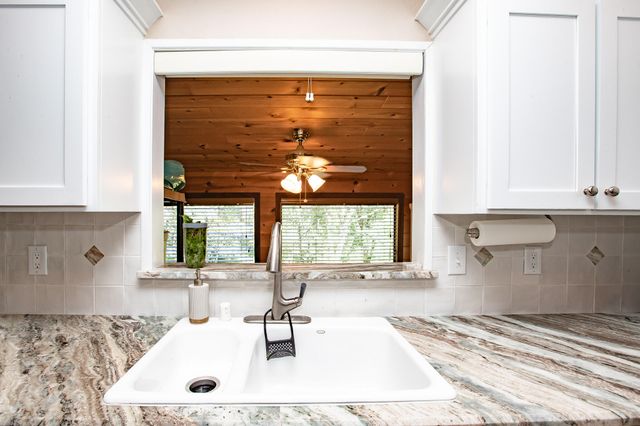 7348 Placer Road, Redding, CA 96001