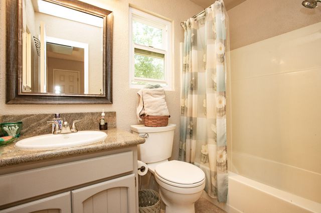 7348 Placer Road, Redding, CA 96001