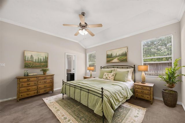 10511 Whisper Bluff Drive, Humble, TX 77396