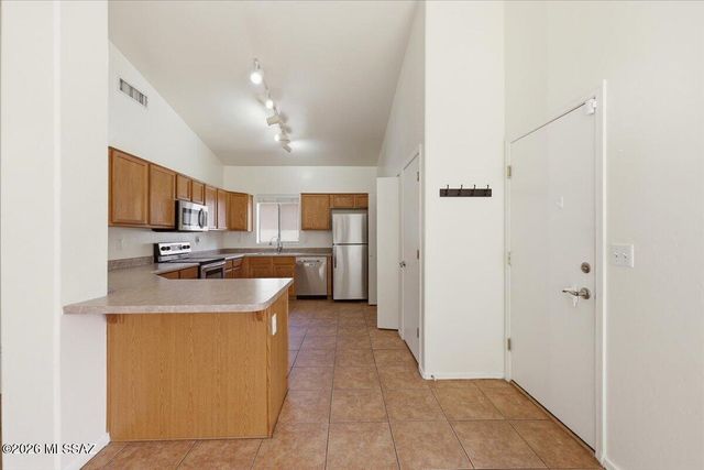 15052 S Theodore Roosevelt Way, Sahuarita, AZ 85629