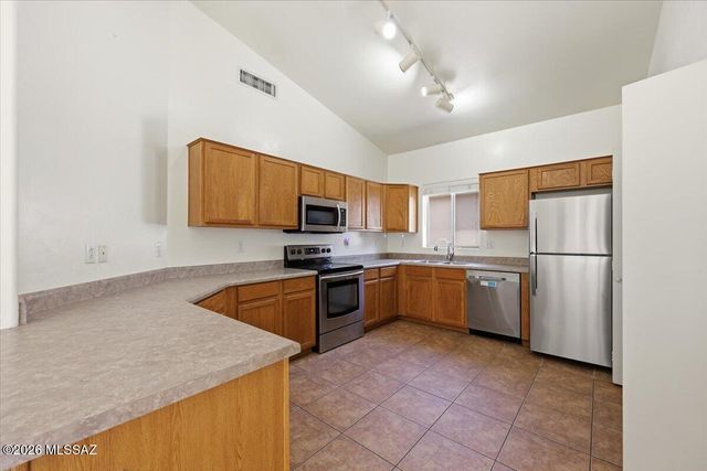 15052 S Theodore Roosevelt Way, Sahuarita, AZ 85629