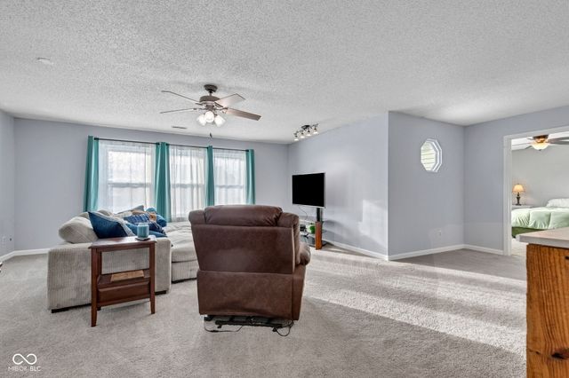 10255 Lothbury Circle, Fishers, IN 46037
