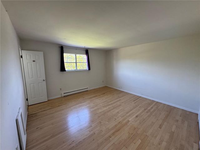 5661 Greens Drive, Lower Macungie Twp, PA 18106