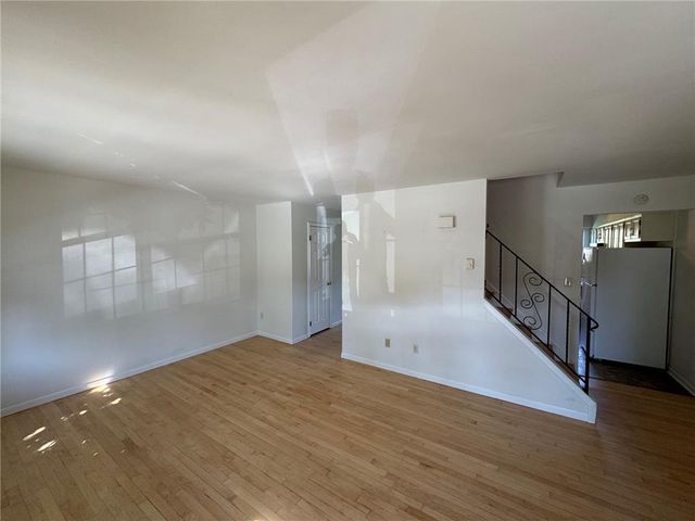 5661 Greens Drive, Lower Macungie Twp, PA 18106