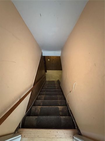 5661 Greens Drive, Lower Macungie Twp, PA 18106
