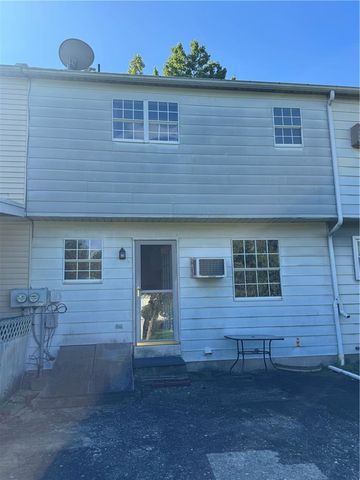 5661 Greens Drive, Lower Macungie Twp, PA 18106