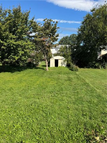 5661 Greens Drive, Lower Macungie Twp, PA 18106