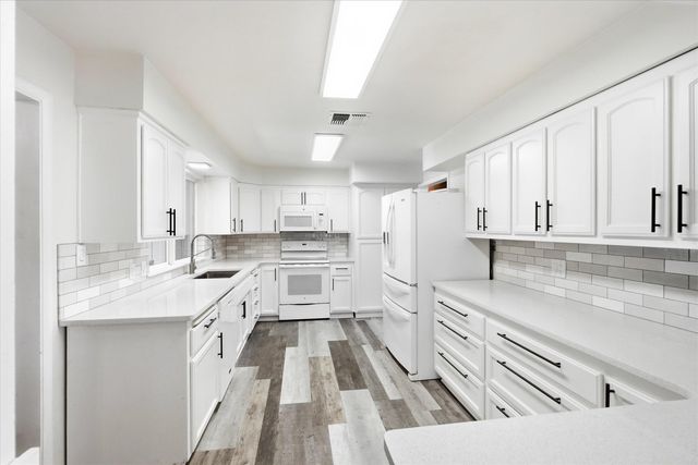 200 Humberd Lane, Grants Pass, OR 97527