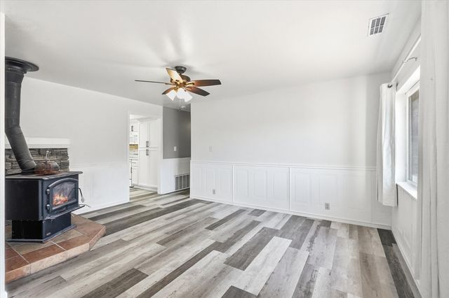 200 Humberd Lane, Grants Pass, OR 97527