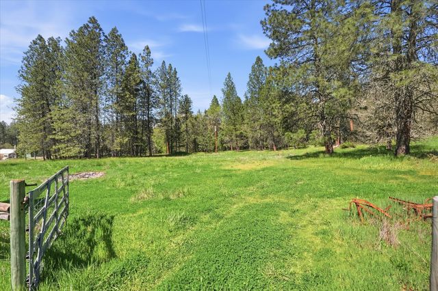 200 Humberd Lane, Grants Pass, OR 97527