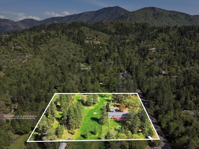 200 Humberd Lane, Grants Pass, OR 97527