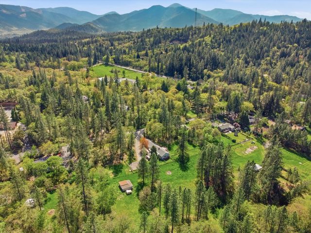 200 Humberd Lane, Grants Pass, OR 97527