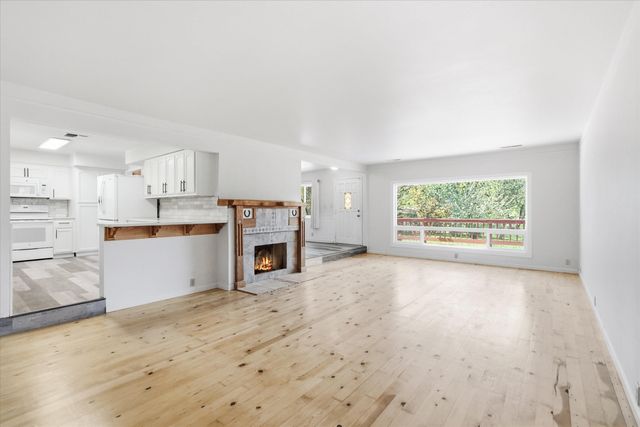 200 Humberd Lane, Grants Pass, OR 97527