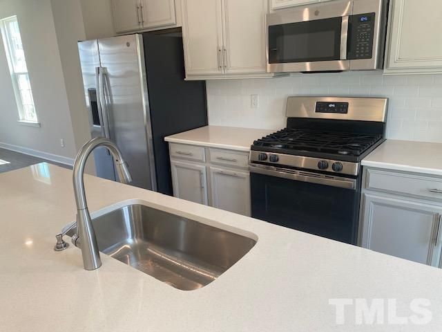 511 Autumn Cure Court, Fuquay Varina, NC 27526