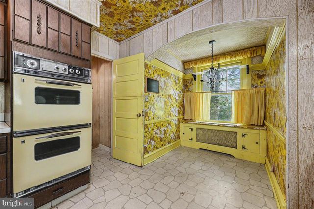463 5TH ST, Phoenixville, PA 19460