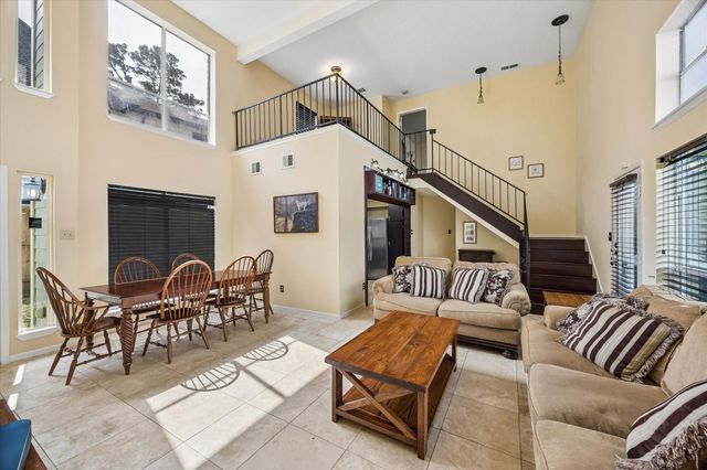 963 Althea Drive, Houston, TX 77018