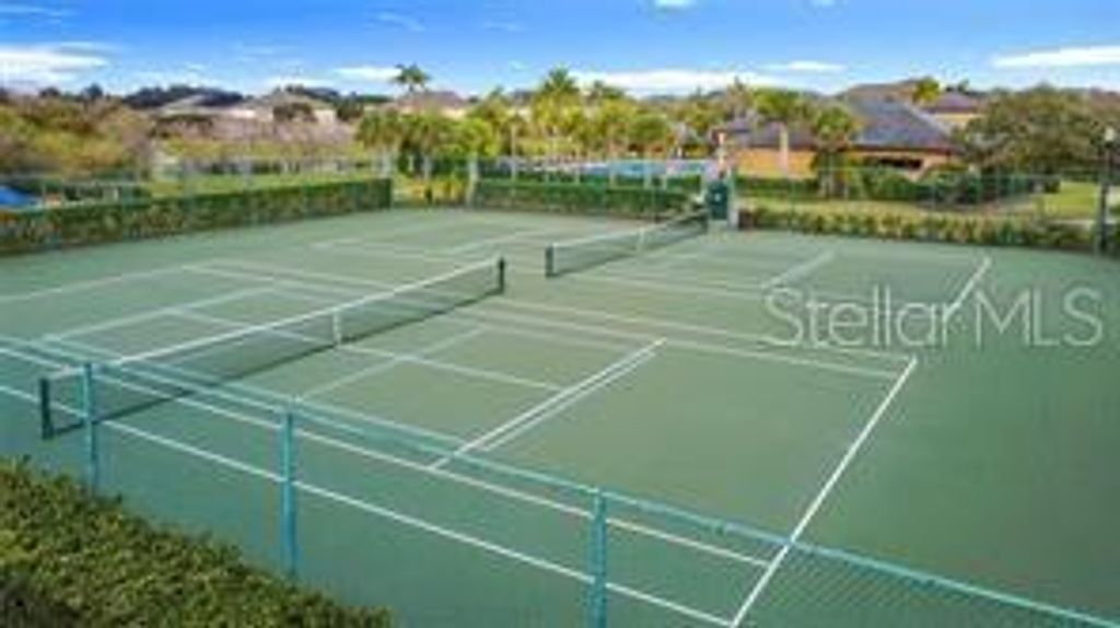 Image 39 of property listing at 503 MINNOW CREEK COURT, Winter Garden, FL 34787