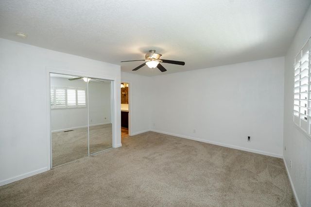 1127 River Bluff Dr, Oakdale, CA 95361