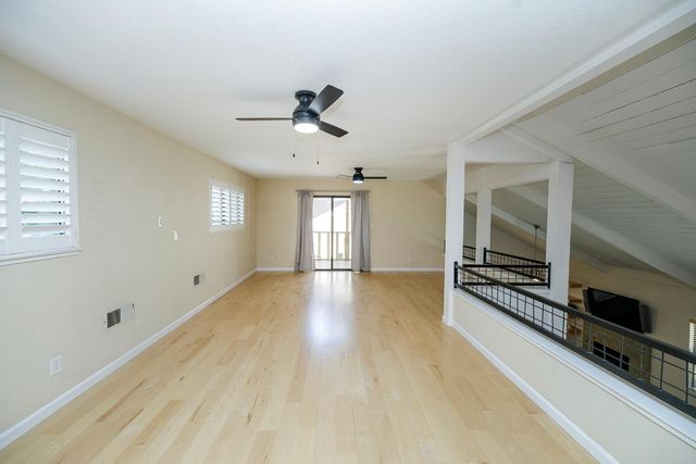 1127 River Bluff Dr, Oakdale, CA 95361