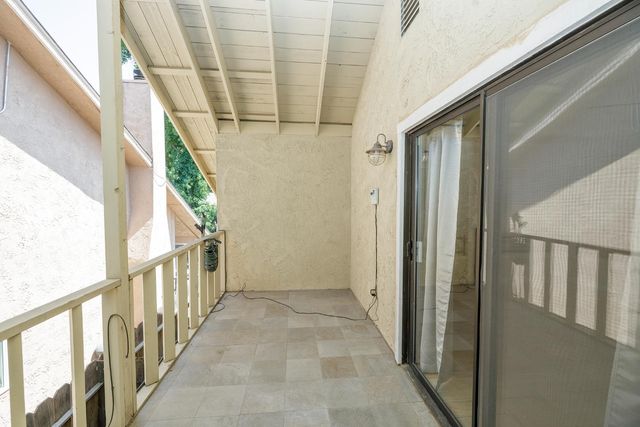 1127 River Bluff Dr, Oakdale, CA 95361