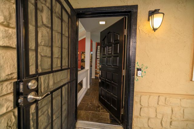 1127 River Bluff Dr, Oakdale, CA 95361