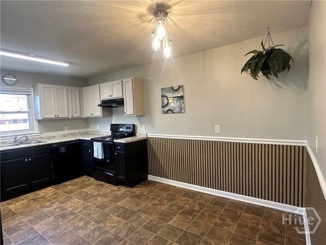 13 Ronnie Avenue, Garden City, GA 31419