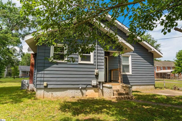 14 Damson Street, Spartanburg, SC 29303